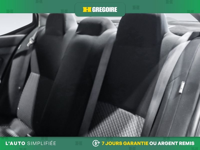 2021 Nissan Versa Grey Laval - photo #22