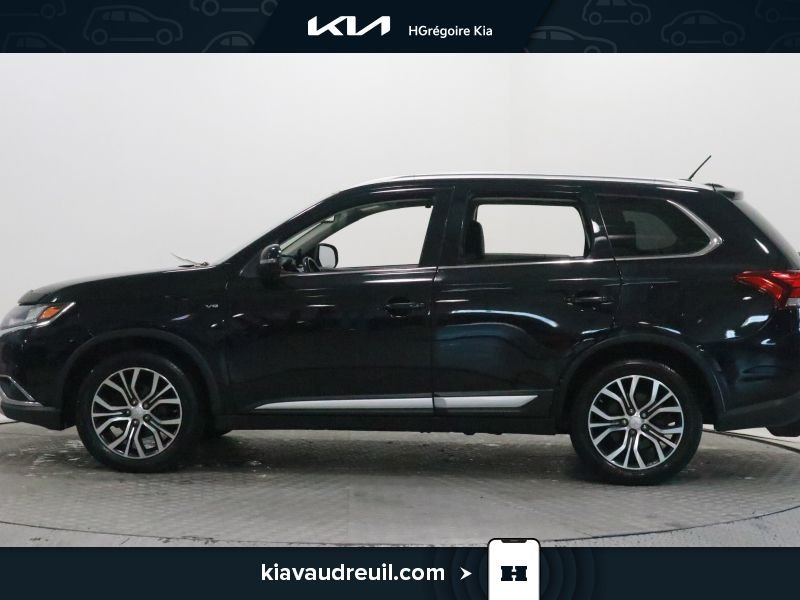 2016 Mitsubishi Outlander Black Blainville - photo #3
