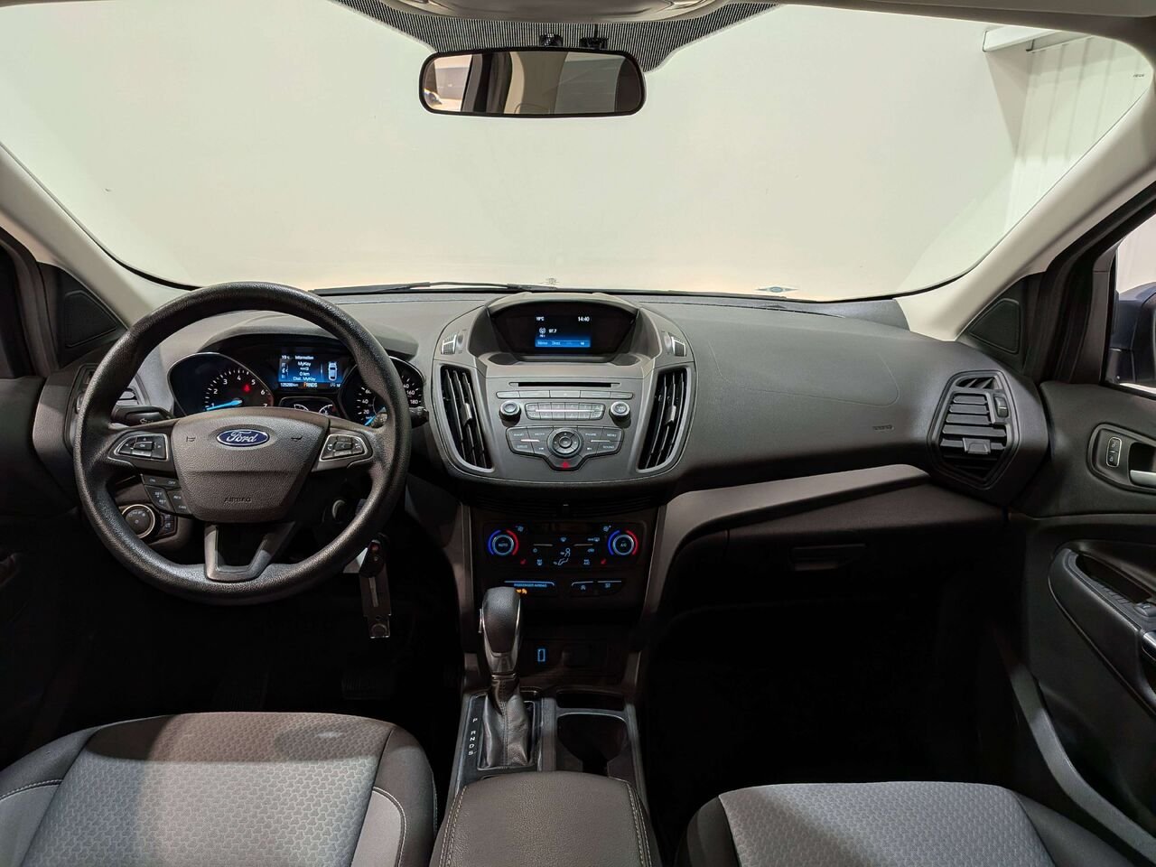 Ford Escape SE 4WD 2018 Bleu Val-David - photo #11