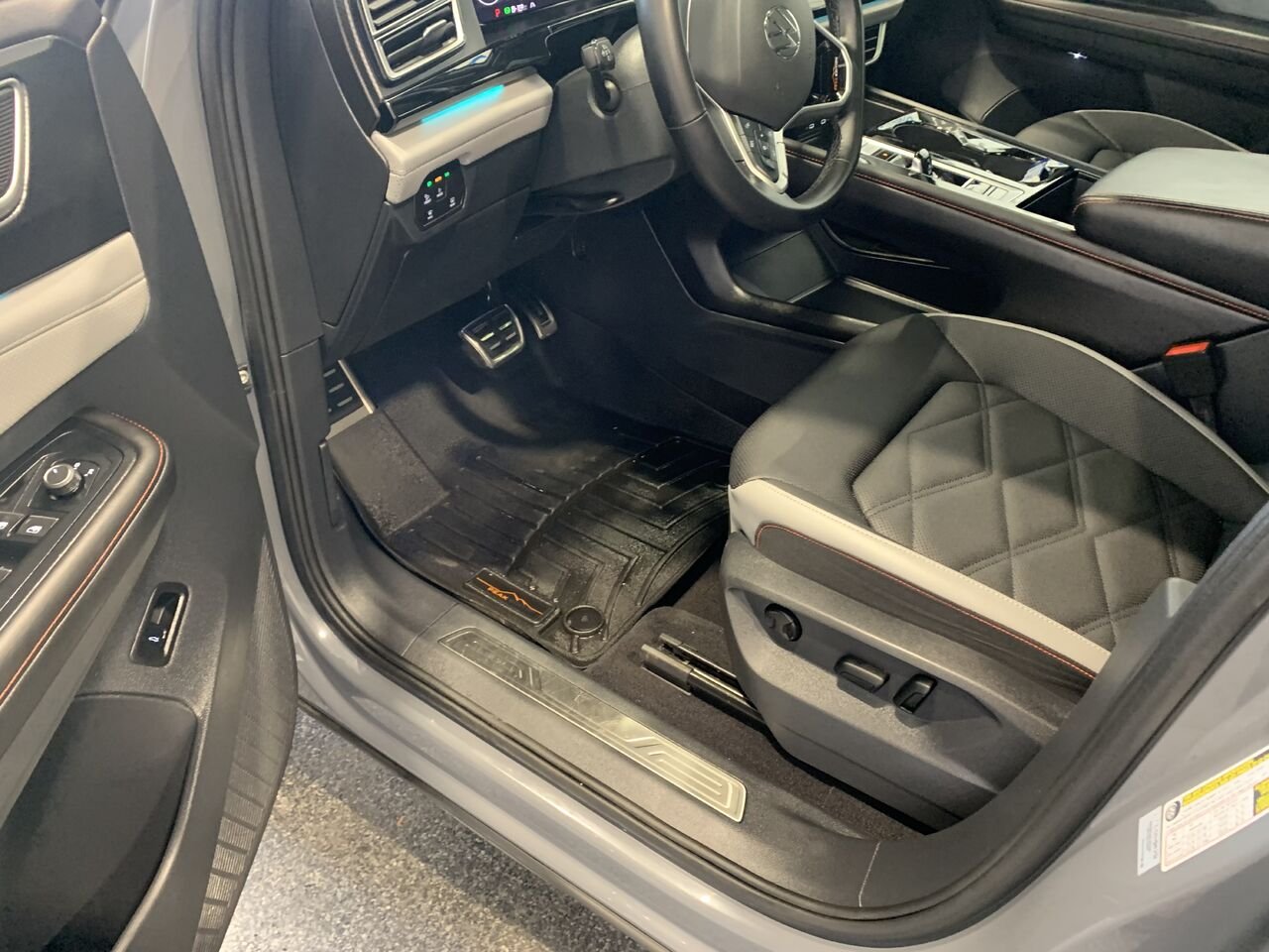 Volkswagen Atlas PEAK EDITION ATLAS PEAK EDITION 2025 Gris Châteauguay - photo #35