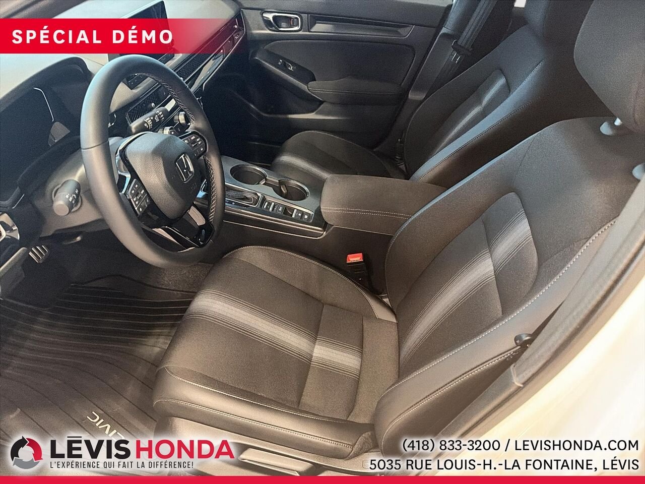 2025 Honda Civic Hatchback Sport CVT Solar Reflection Silver Metallic Lévis - photo #12