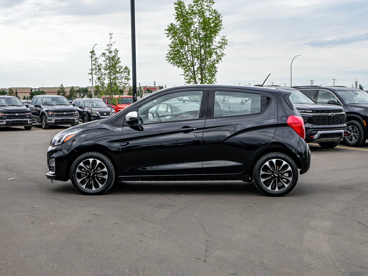 2022 Chevrolet Spark 4dr HB CVT 1LT Black Sherwood Park - photo #9