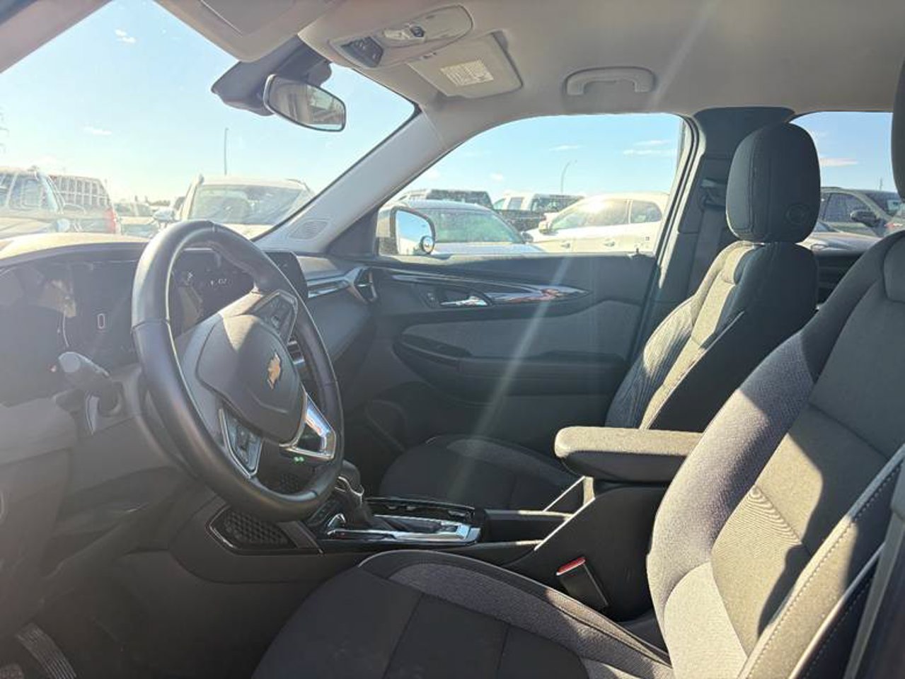 2025 Chevrolet Trailblazer AWD 4dr LT Grey Sherwood Park - photo #5