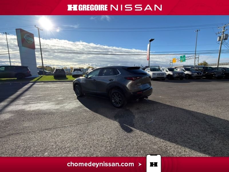 2022 Mazda CX-30 Grey Laval - photo #7