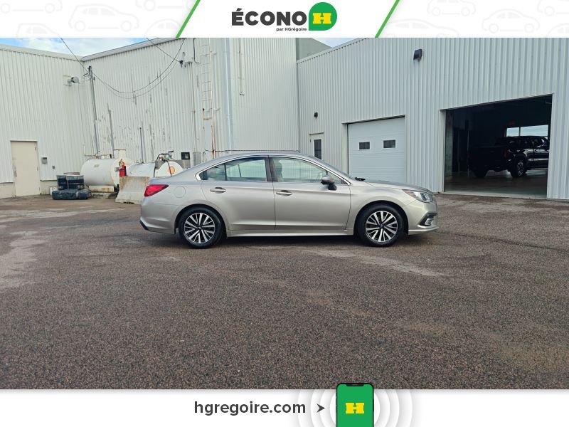 Subaru Legacy 2018 Beige Laval - photo #8