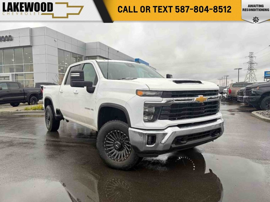 2024 Chevrolet Silverado 3500HD LT 6.6L | 18in Armed Off-Road Wheels White