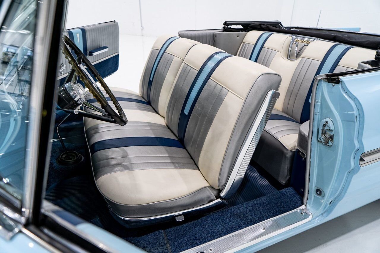 1961 Pontiac Bonneville **PRIX EN USD**C8 Suffix 389cu.in. TriPower 4 Speed Blue Montreal - photo #12