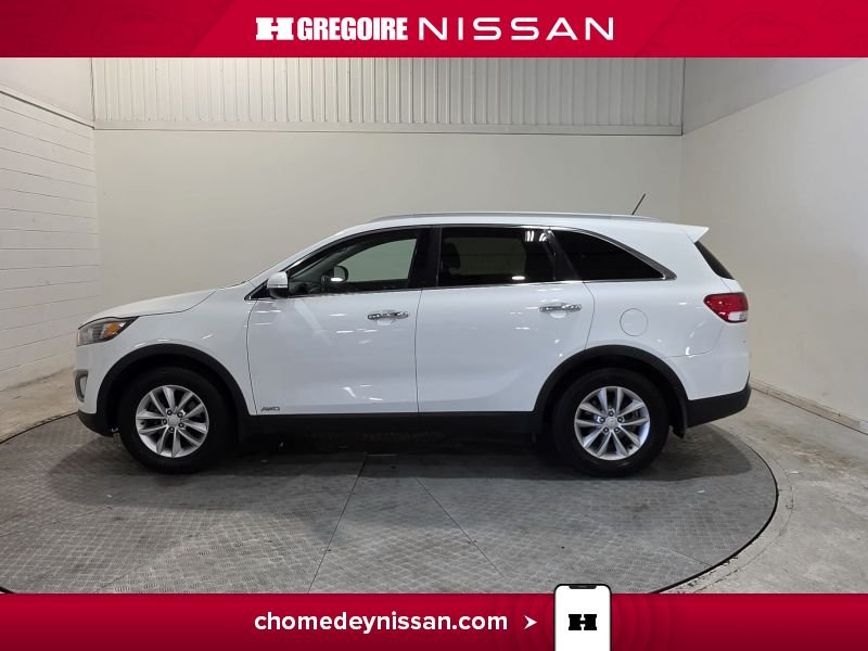 2016 Kia Sorento White Laval - photo #4