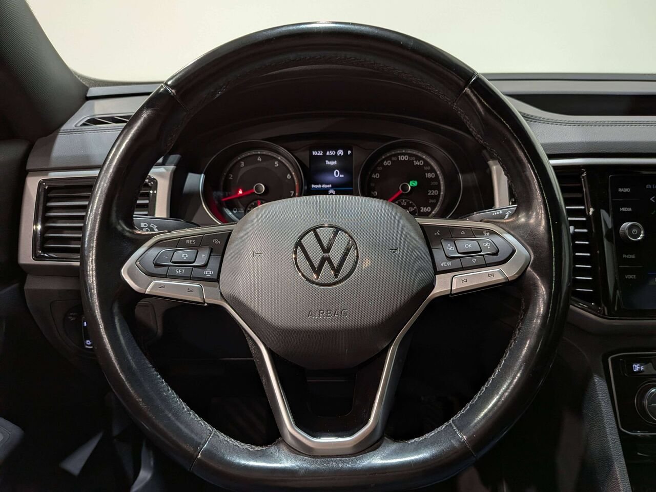 2020 Volkswagen Atlas Cross Sport Comfortline 2.0 TSI 4MOTION Black Val-David - photo #15
