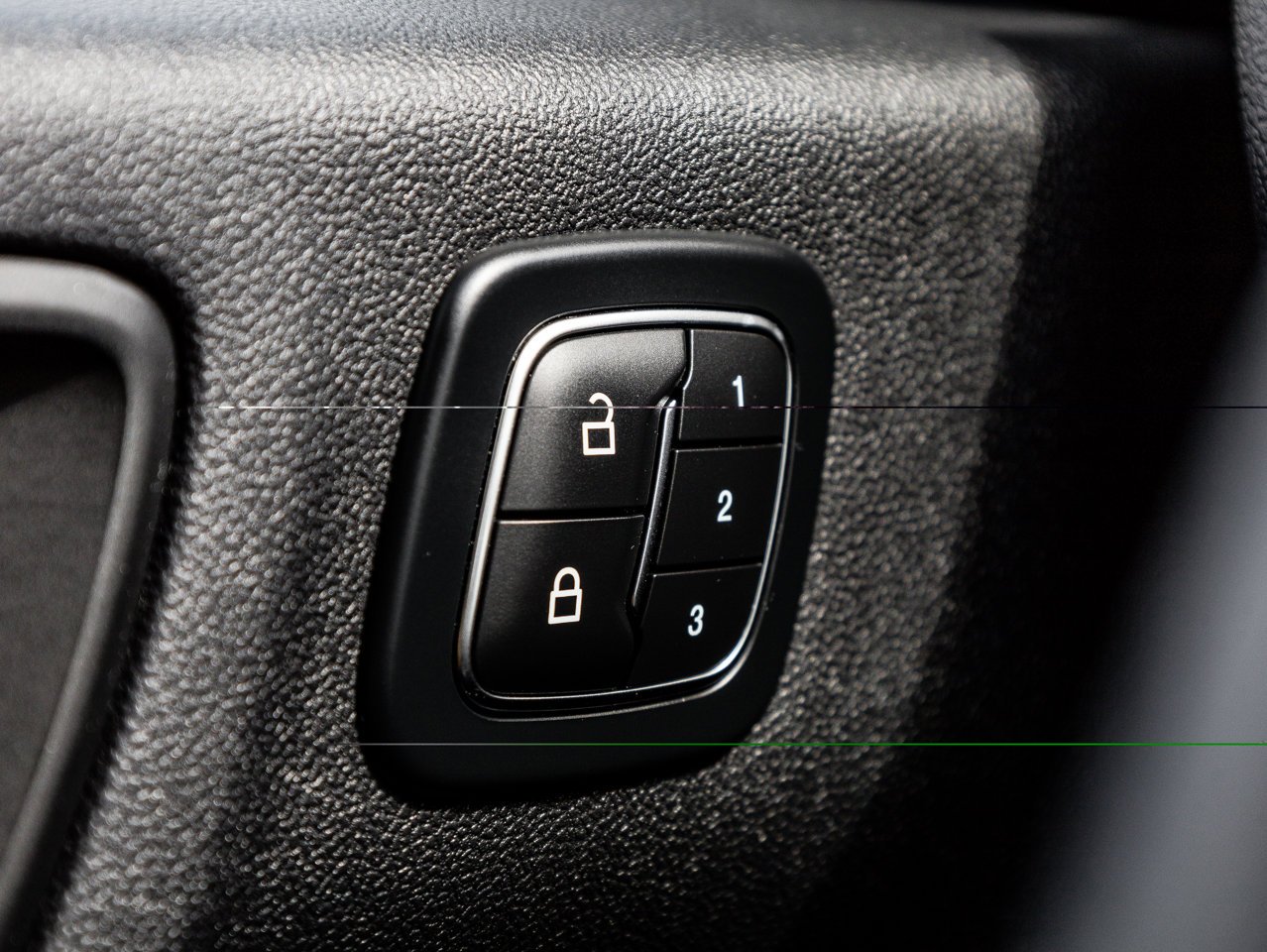2025 Ford Escape Platinum AWD Black Sherwood Park - photo #18