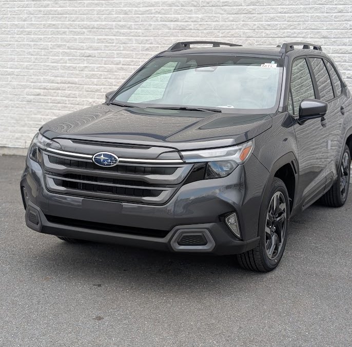 SUBARU Forester LIMITED 2026 Gris magnétite métallisé
