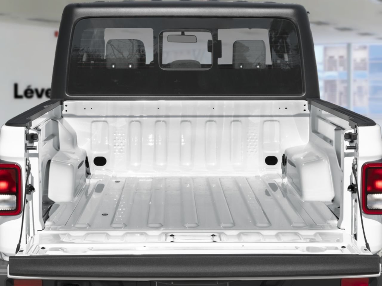 Jeep Gladiator 270100 | Sport S 4x4 2027 Noir Gatineau - photo #9