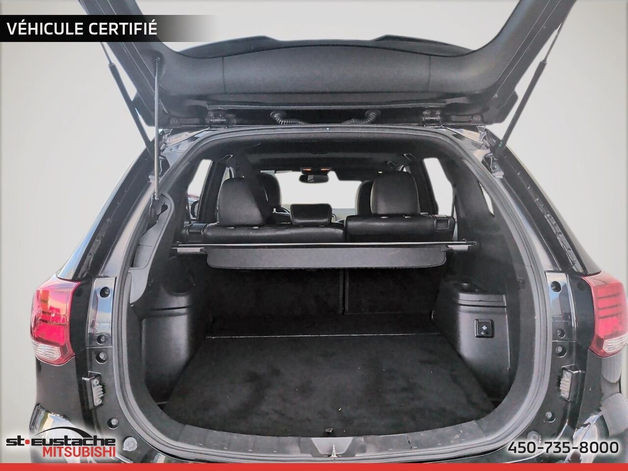 2022 Mitsubishi Outlander Plug-In Hybrid Black Saint-Eustache - photo #4