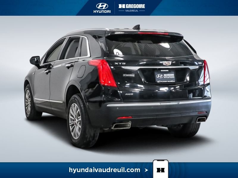 2018 Cadillac XT5 Black Laval - photo #7