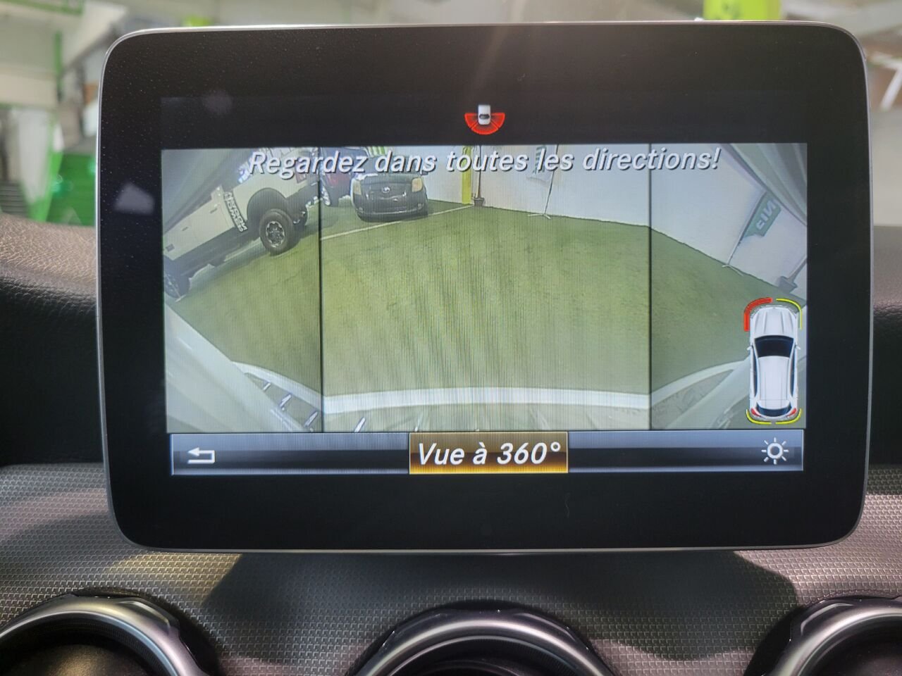 2019 Mercedes-Benz GLA White  - photo #24
