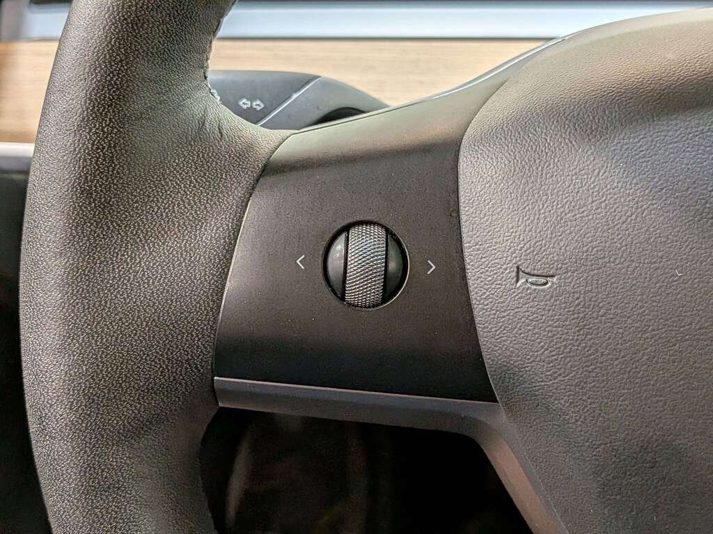 Tesla Model 3 Standard Range RWD *Ltd Avail* 2022 Gris Val-David - photo #15