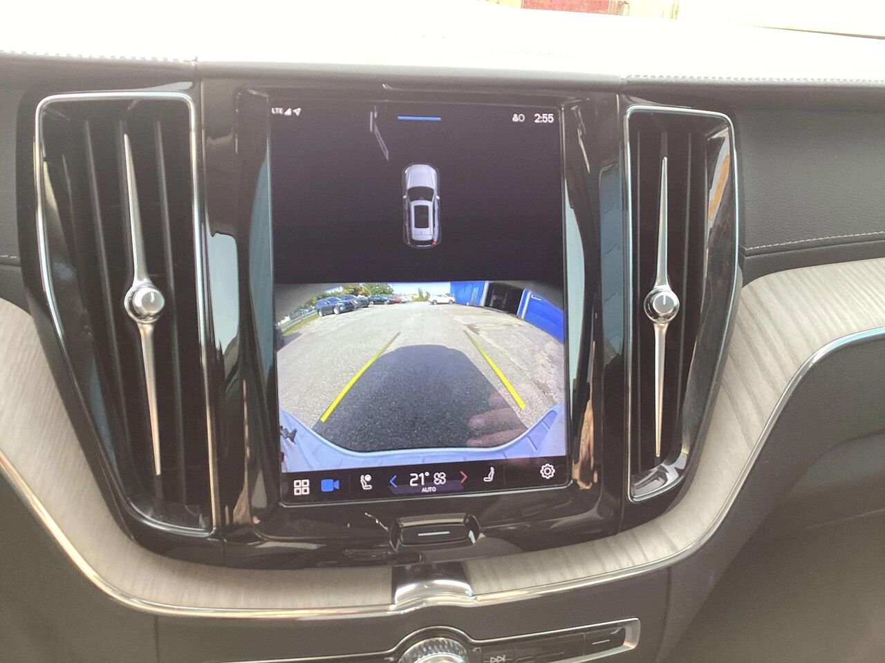 2022 Volvo XC60 B6 Inscription TI White Gatineau - photo #14