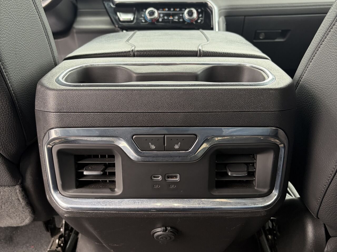 2023 GMC SIERRA K1500 DENALI Denali cabine multiplace 4RM 157 po White Gatineau - photo #9