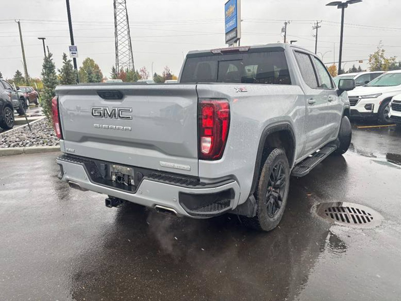 2024 GMC Sierra 1500 4WD Crew Cab 147 Elevation Grey Sherwood Park - photo #4