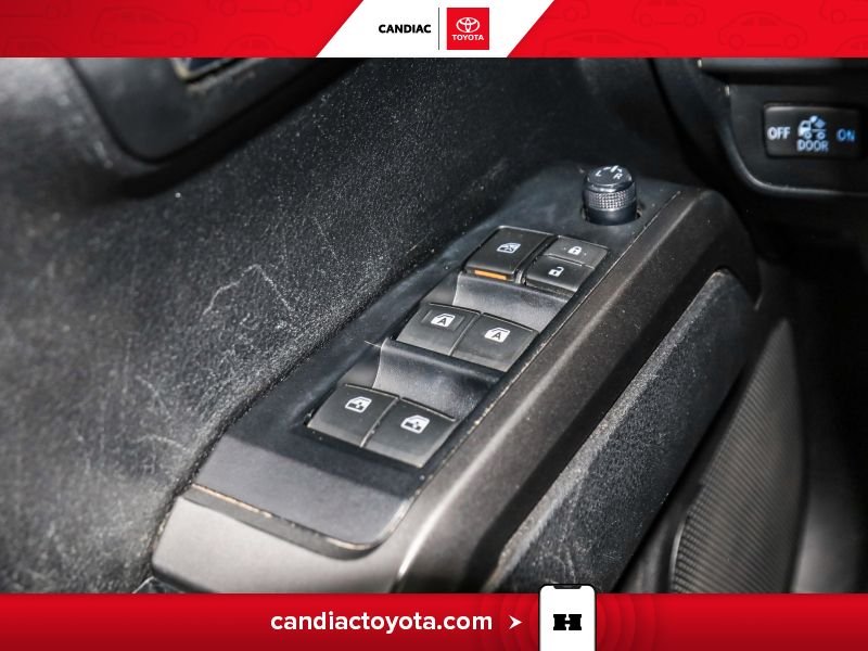 2022 Toyota Tacoma Black Laval - photo #17