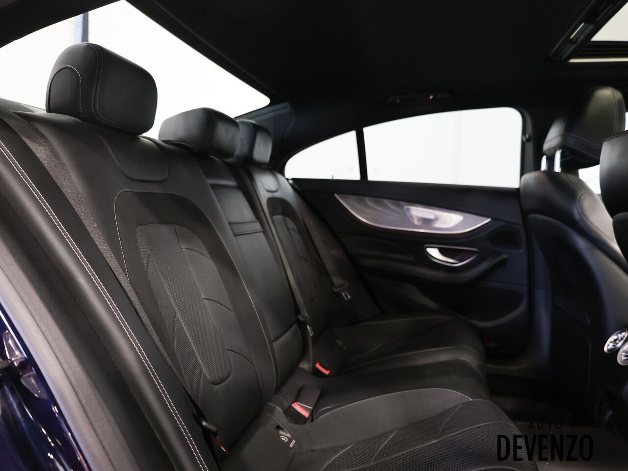 Mercedes-Benz CLS 2019 Bleu Saint-Eustache - photo #9