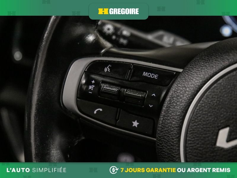 2023 Kia Sportage Silver Blainville - photo #20