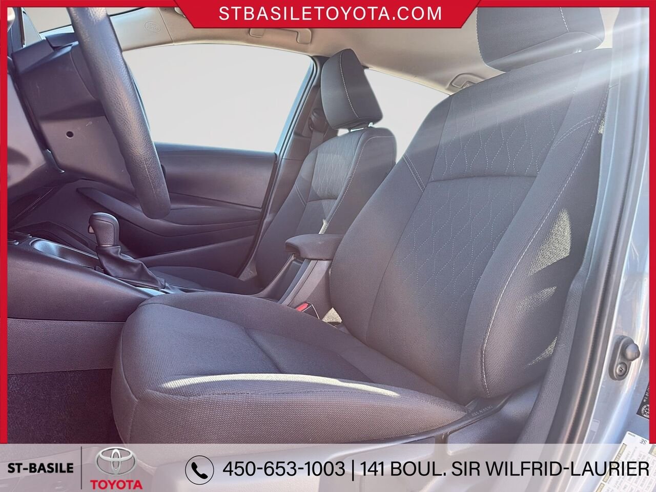 2025 TOYOTA COROLLA Blue Saint-Basile-le-Grand - photo #11