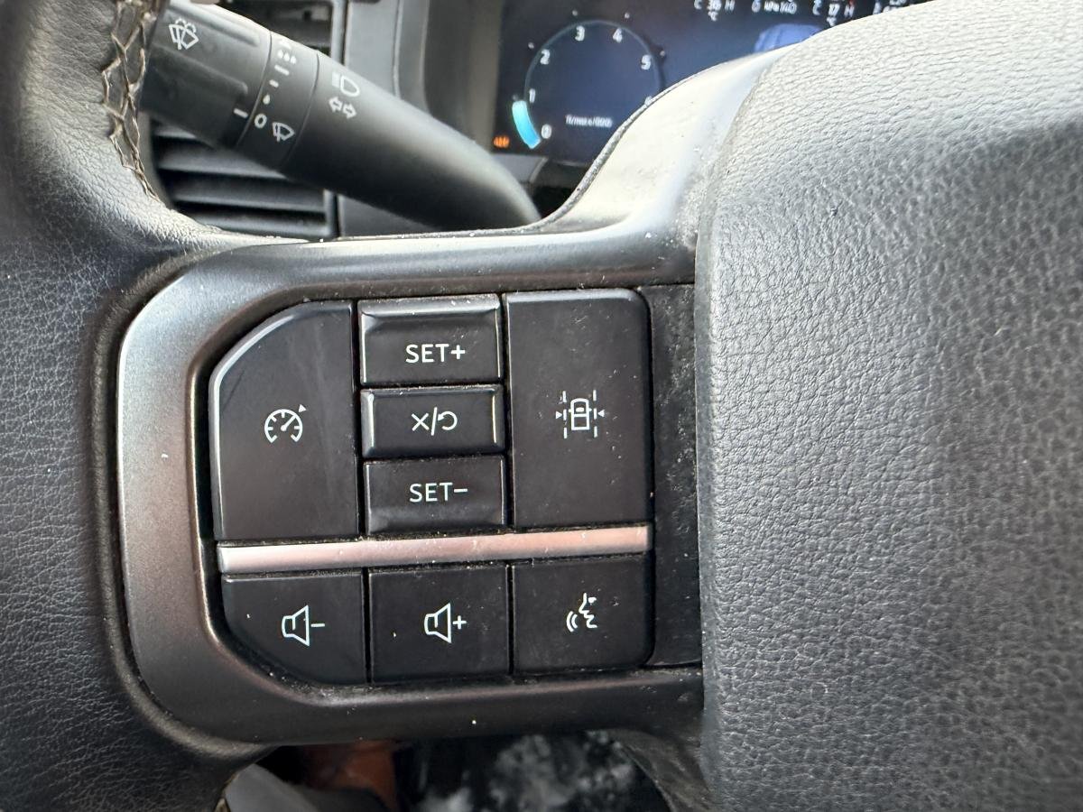 2024 Ford F-150 Black  - photo #13