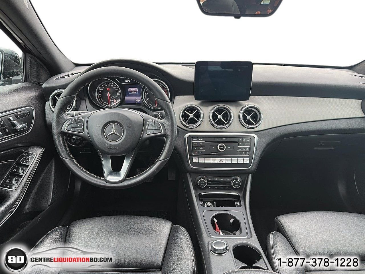 2018 Mercedes-Benz GLA GLA 250 | A8555 Black Granby - photo #14