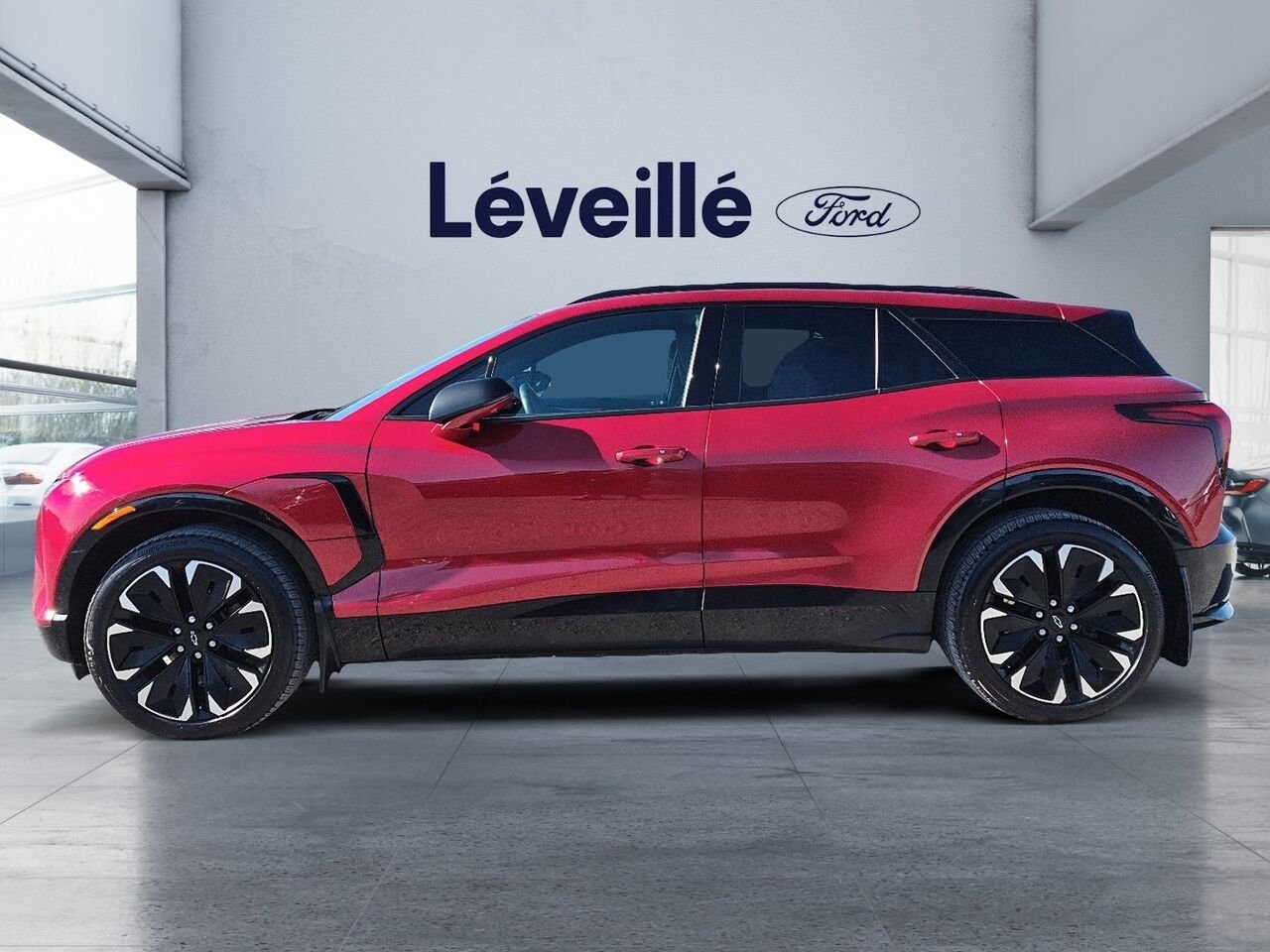 Chevrolet Blazer EV 2F196B | RS ** AWD ** 1RS ** SIEGES AVANT ET ARRIERE CHAUFFANTS ** 2024 Rouge Saint-Jérôme - photo #11