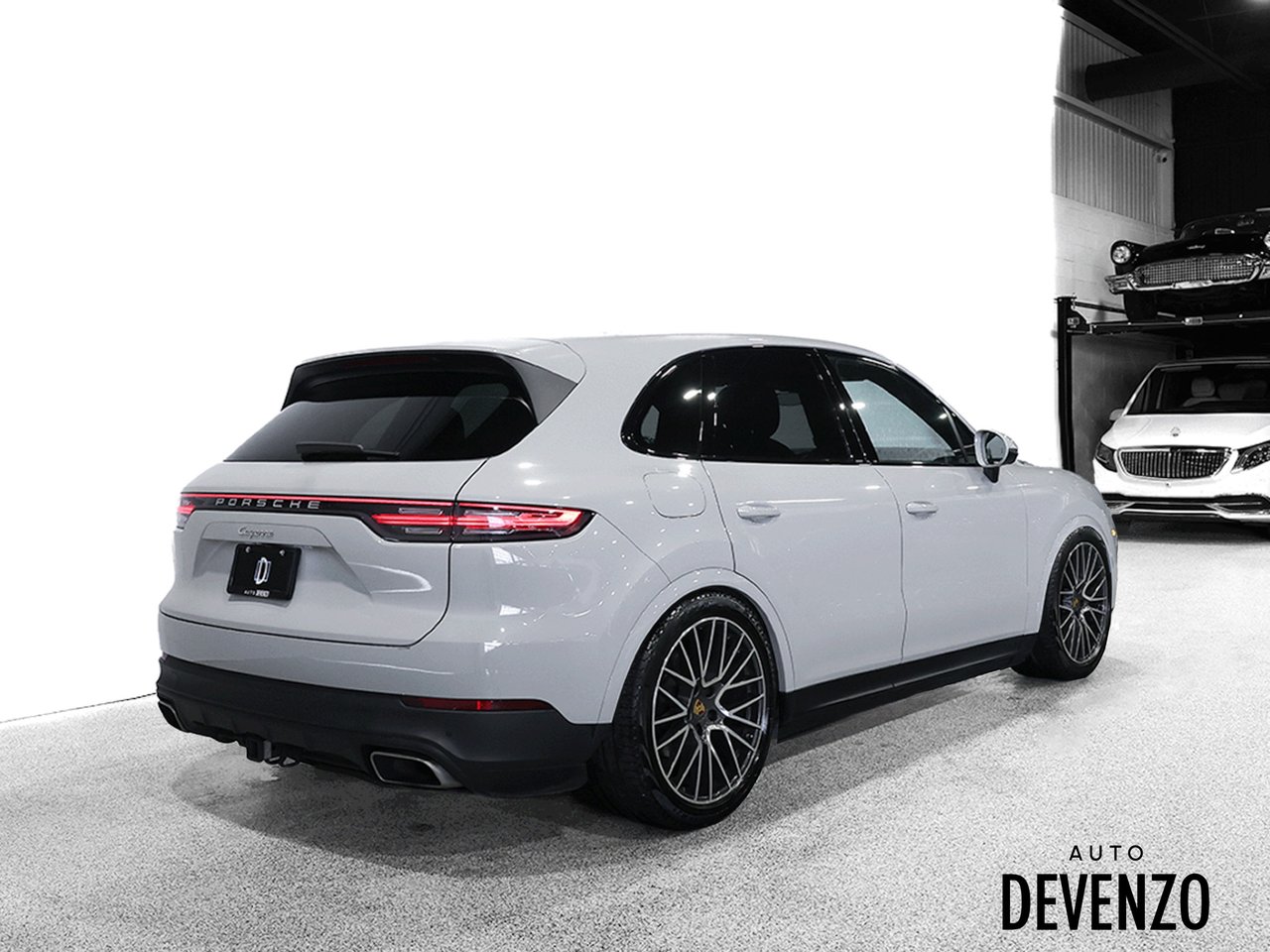 2022 Porsche Cayenne Grey Saint-Eustache - photo #2
