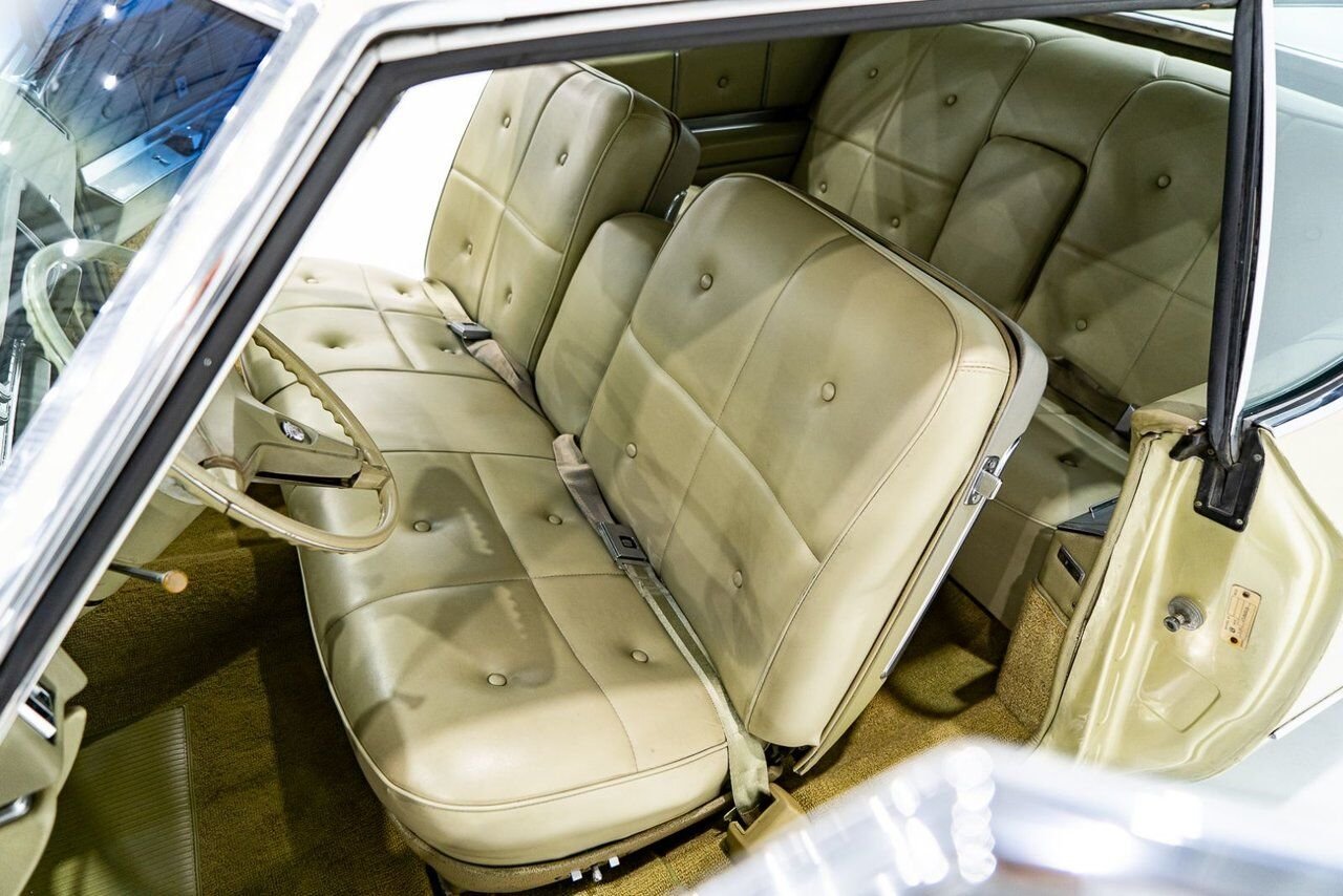Cadillac DeVille Coupe *PRICE IN USD* Original California survivor factory A/C with only 36,992miles (59,532km) 1967 Or Montréal - photo #27
