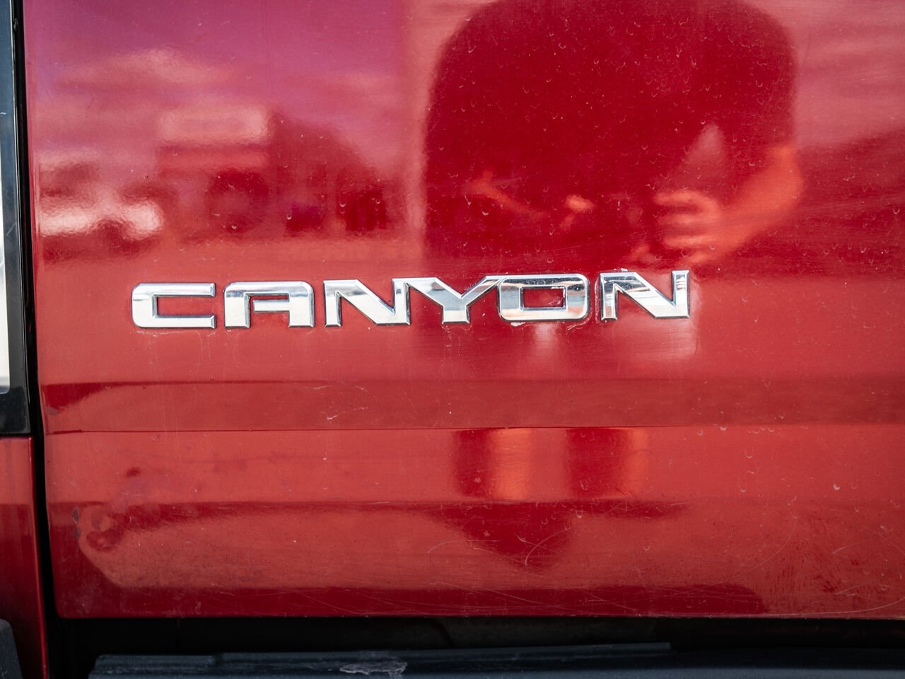 GMC Canyon 2016 Rouge Sainte-Julienne - photo #5
