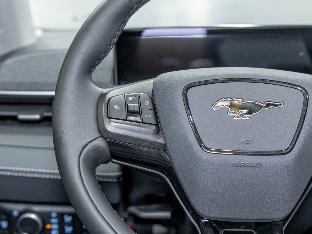 2025 Ford Mustang Mach-E PREMIER EAWD *NAV* REG ADAPT CARPLAY SIÈGES CHAUFF Blue Saint-Jérôme - photo #14