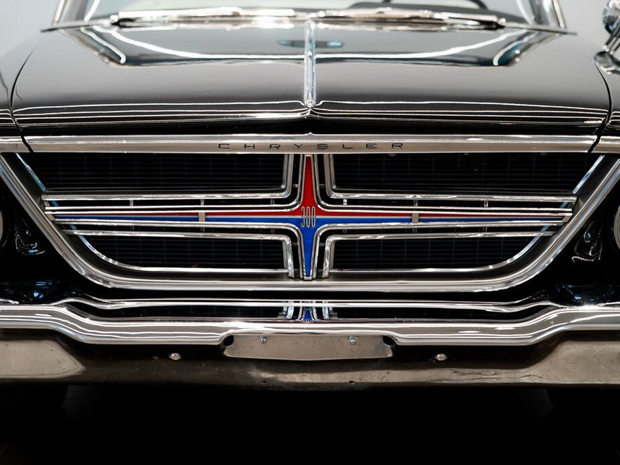 Chrysler 300 1964 1964 Noir