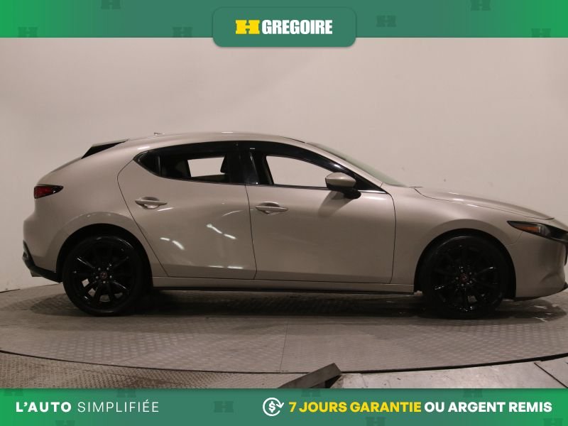 2022 Mazda 3 Beige Blainville - photo #10