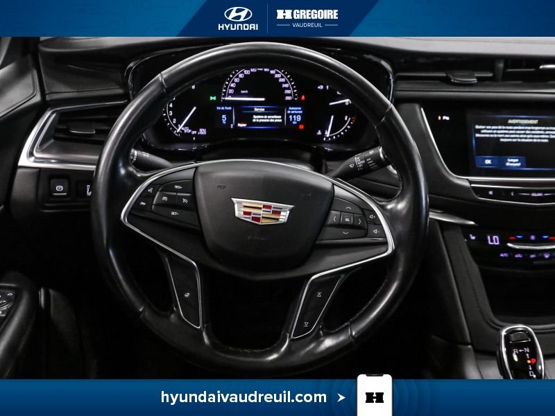 2018 Cadillac XT5 Black Laval - photo #21