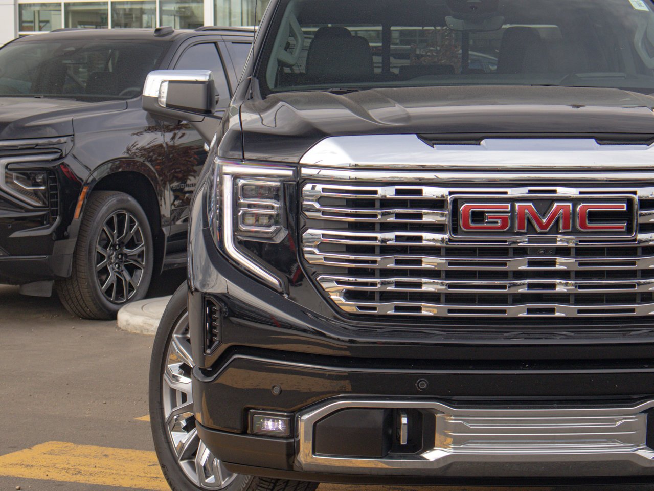 2025 GMC Sierra 1500 4WD Crew Cab 147 Denali Black Sherwood Park - photo #4