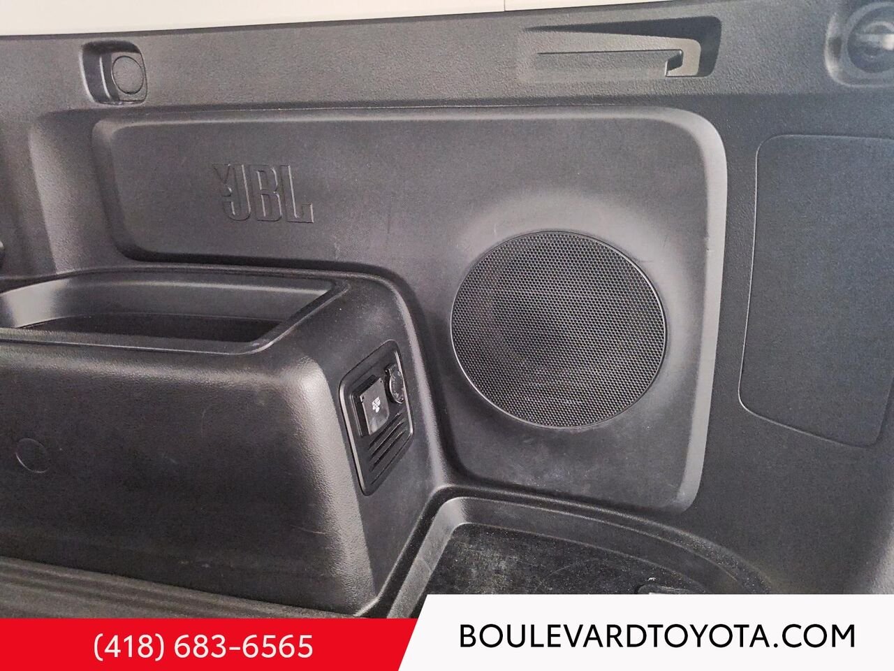 2017 Toyota 4Runner 100424A-19 | LIMITED, 5 PLACES Grey Québec - photo #13