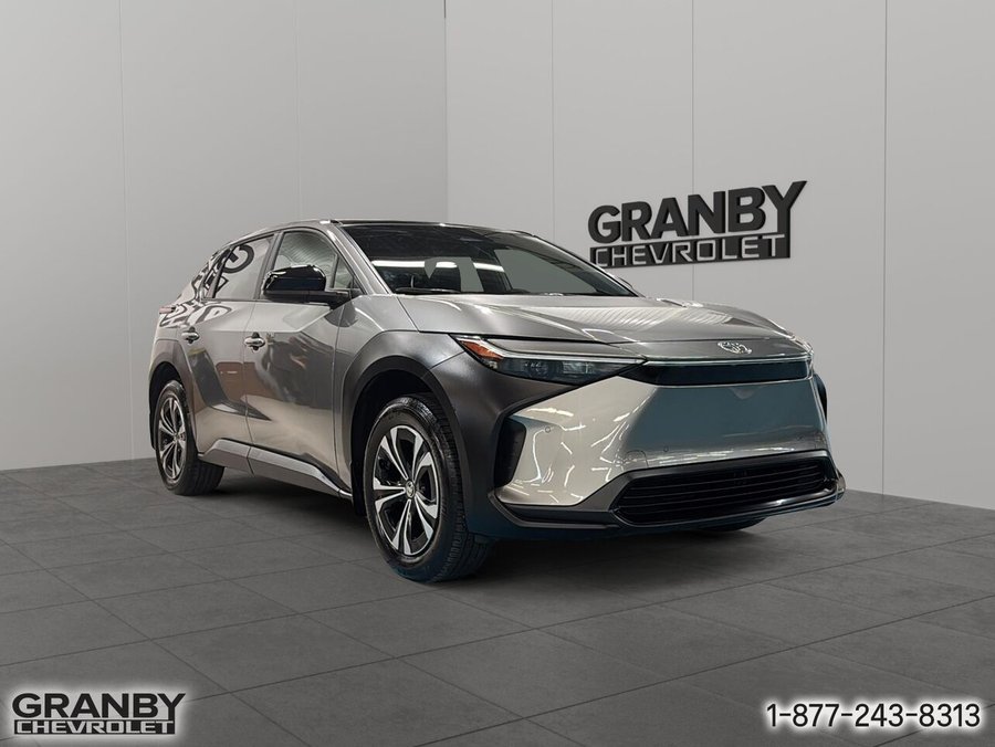 Toyota bZ4X XLE TI 2023 Gris