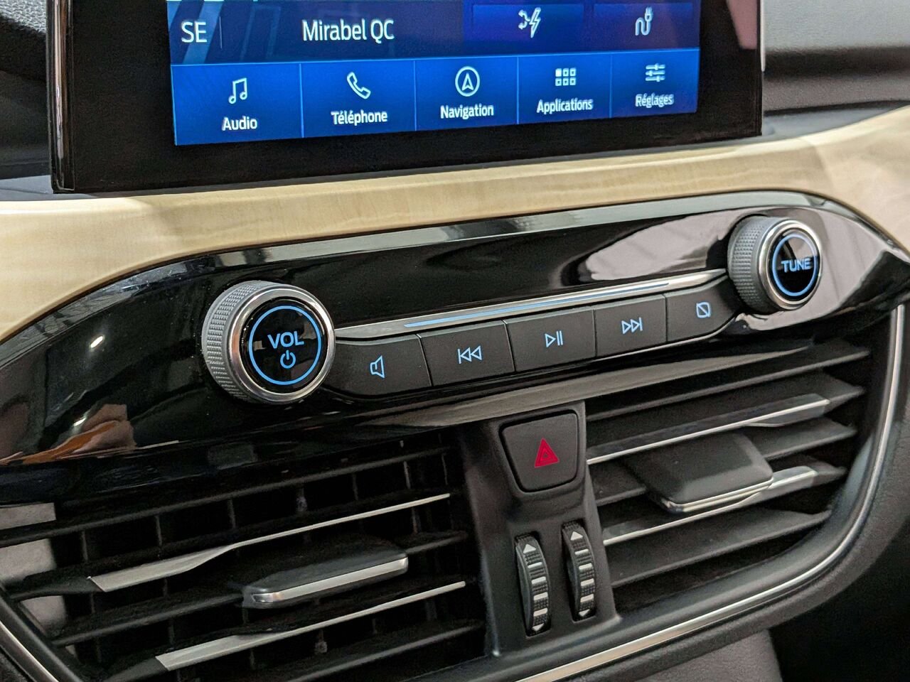 2022 Ford Escape Titanium Plug-In Hybrid FWD Grey Val-David - photo #24