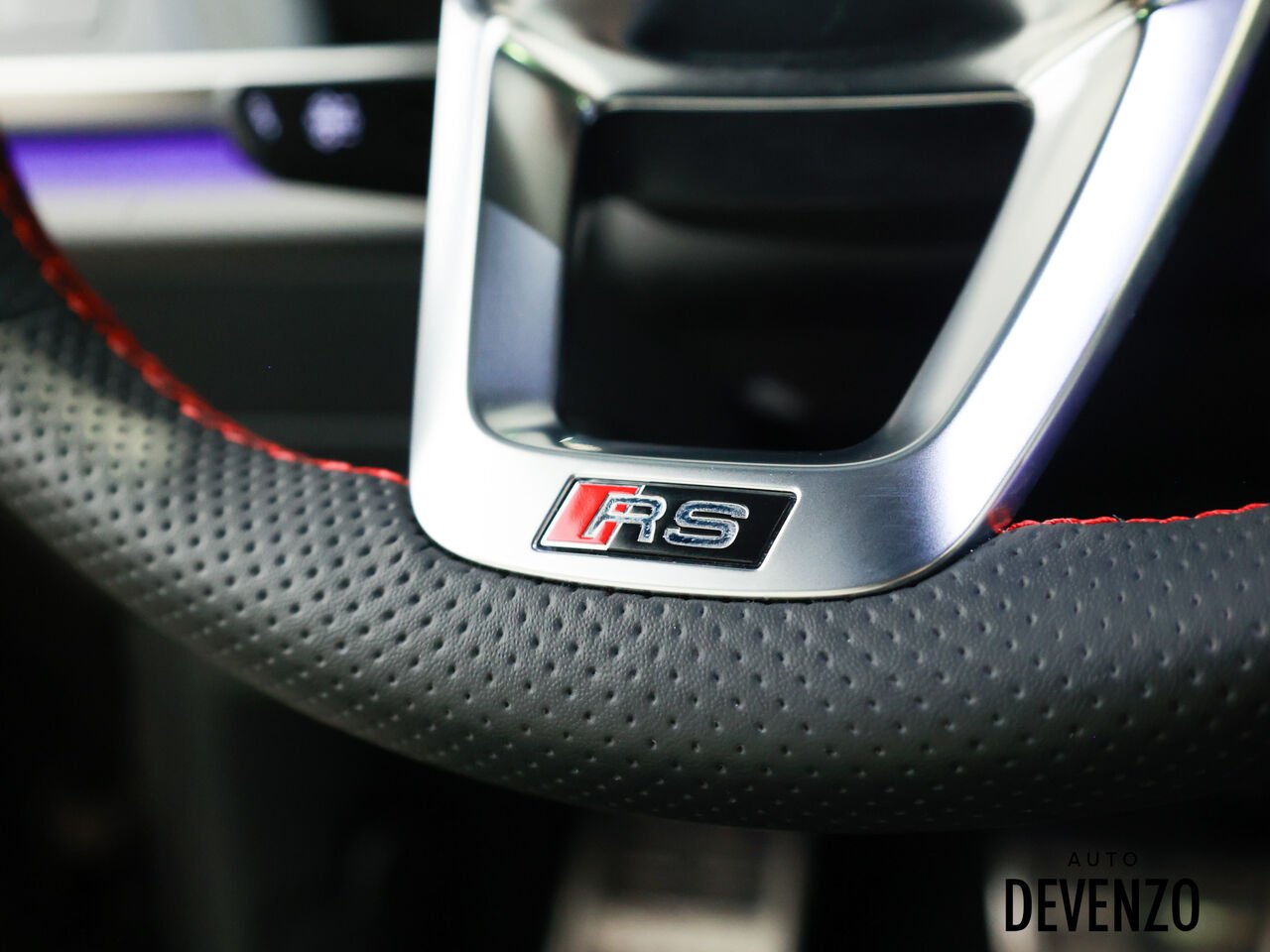 2023 Audi RS Q8 Black Saint-Eustache - photo #22