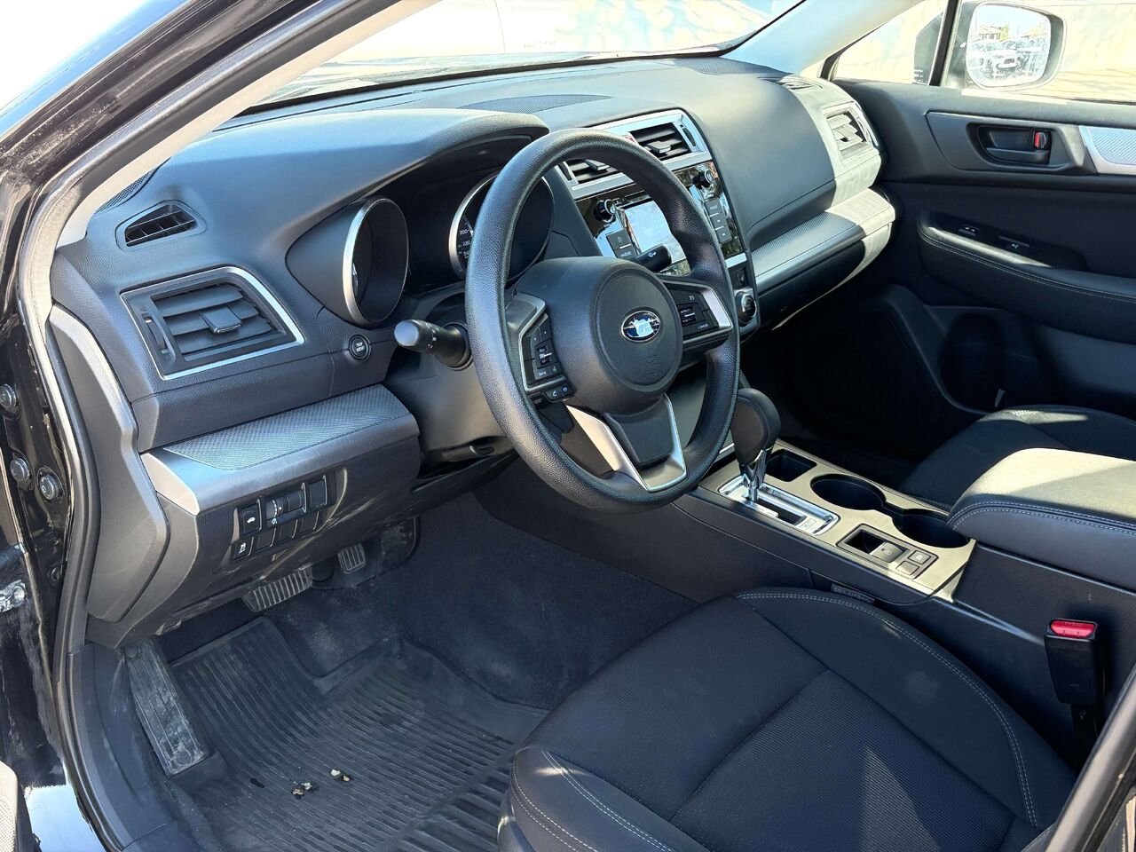 Subaru Legacy 2.5i CVT 2019 Noir Gatineau - photo #10