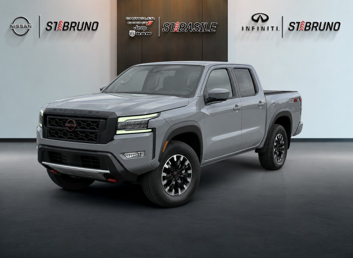 Nissan Frontier 2023 Gris Saint-Basile-le-Grand - photo #0