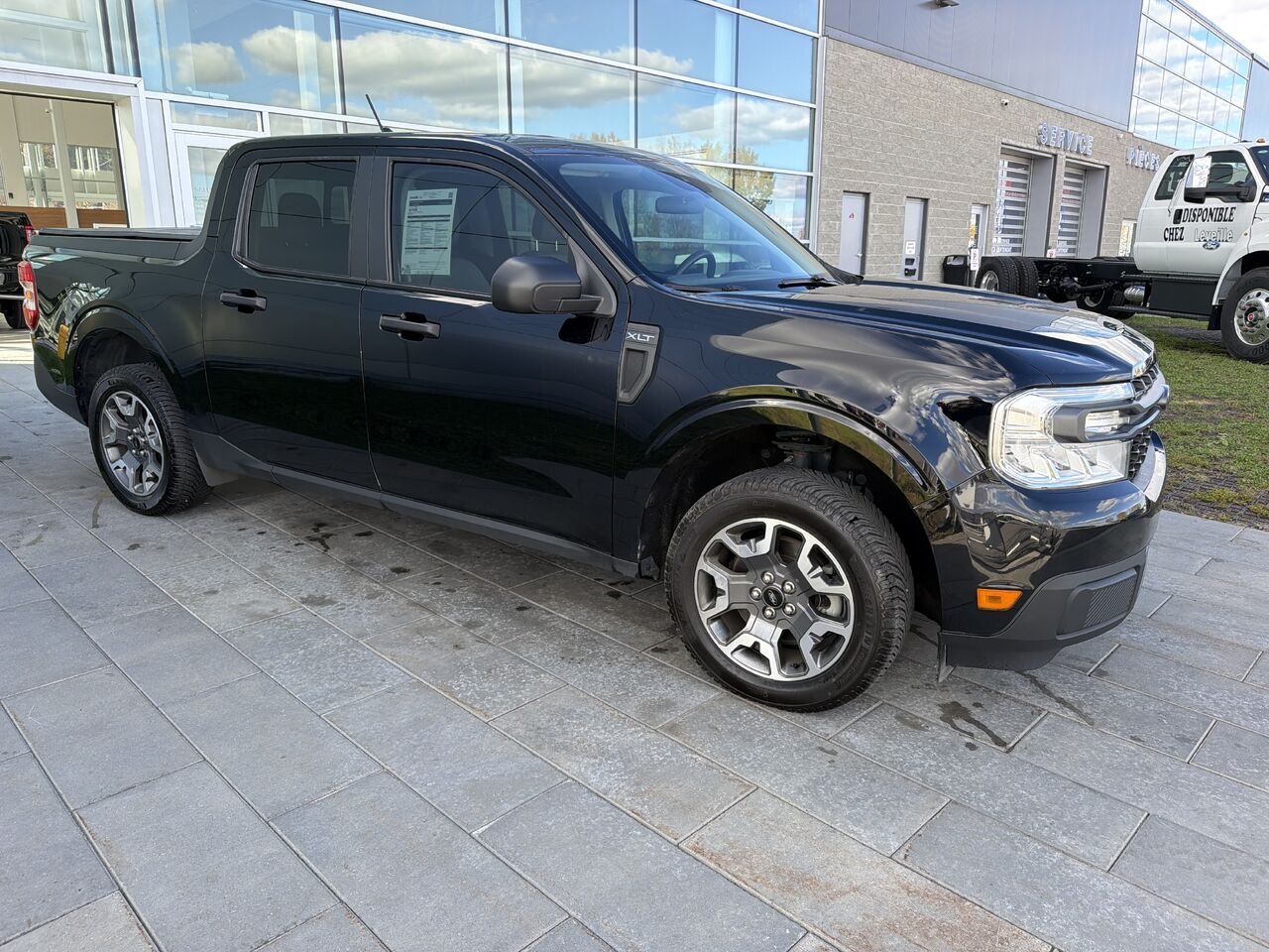 Ford Maverick W5558 | XLT 2.0L ** AWD ** ESN. REMORQUAGE 4K ** CARFAX CLEAN ** 2022 Noir Saint-Jérôme - photo #2