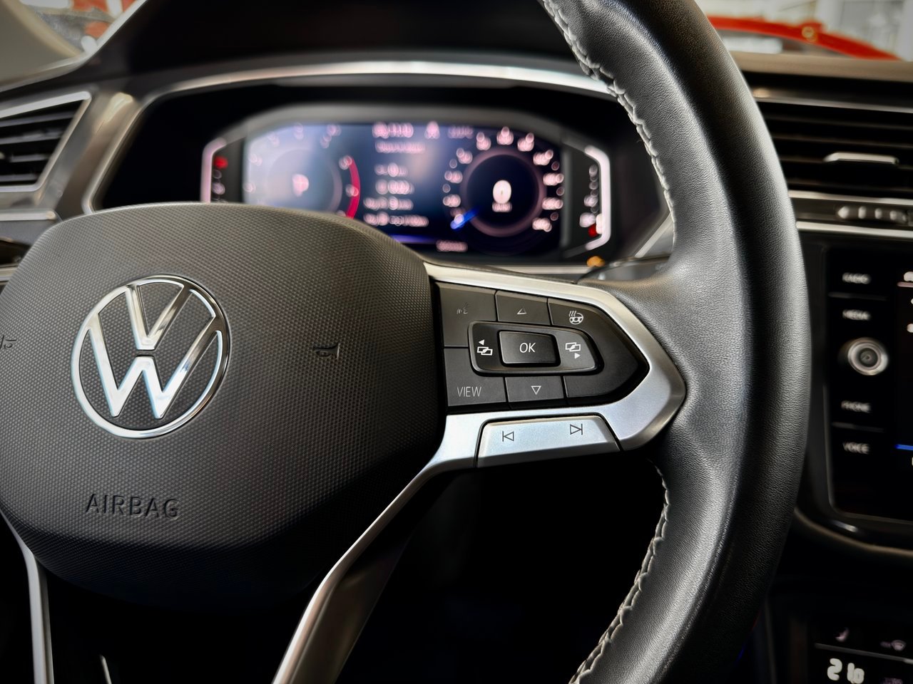 2023 Volkswagen Tiguan Notre-Dame-des-Prairies - photo #23