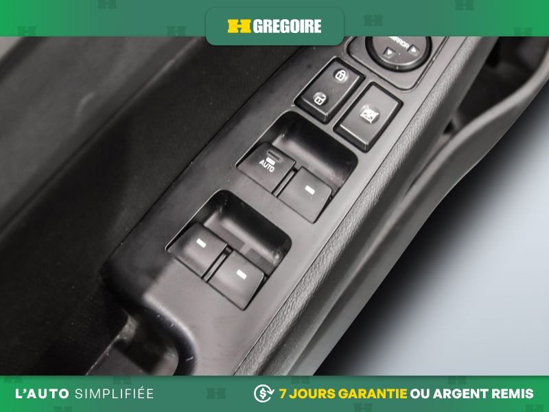 Hyundai Elantra 822022 | Preferred AUTO A/C MAGS CAM RECUL BLUETOOTH 2020 Gris Laval - photo #18