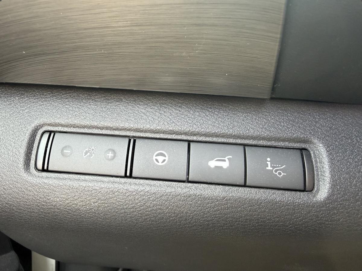 Nissan Pathfinder 2023 Gris  - photo #6