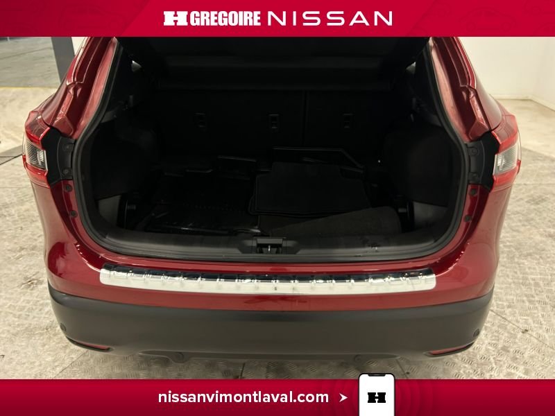 Nissan Qashqai 2023 Rouge Laval - photo #15