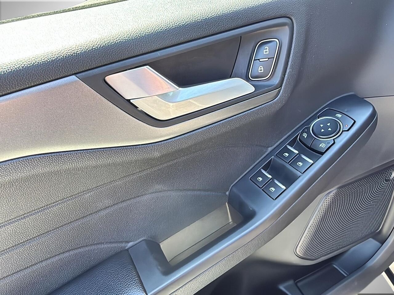 2025 Ford Escape Grey Saint-Jérôme - photo #11